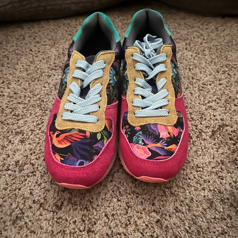 Inkkas Multicolor Floral Sneakers